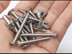 Kreuzvertiefte Schraube für den Selbstschraubkopf